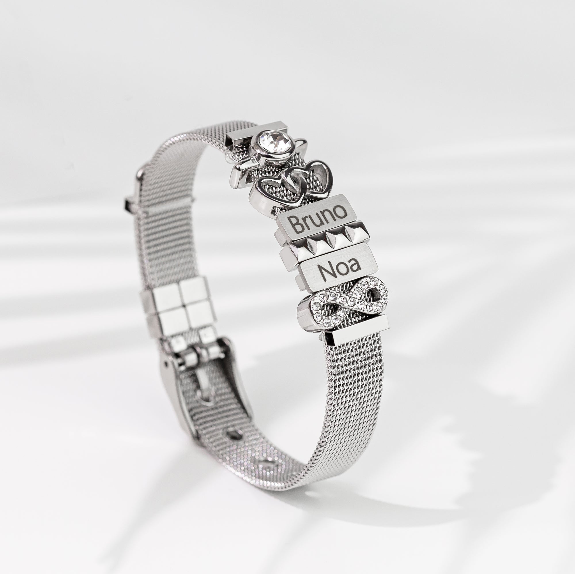 Mesh charm 3 stones - No discoloration